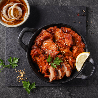 춘천 통나무집 닭갈비 넓적다리 통살