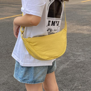 위니 나일론 가방 크로스 바디 백 학생 숄더 천가방 메신저 호보백 보부상 여행 가벼운 남여공용