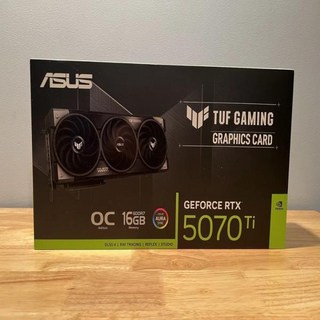 ASUS TUF 게이밍 지포스 RTX 5080 16GB GDDR7 OC 에디션 손으로 밀봉됨