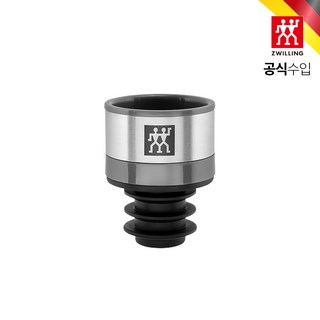 헹켈 프레쉬 앤 세이브 진공 와인 마개 사용 모습