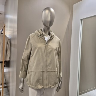 안지크 반후드 베이지 봄점퍼 AH3JP5120 (NC부산대)