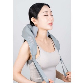 스마텍 무선 목 어깨 마사지기 승모근 안마기 사용 모습