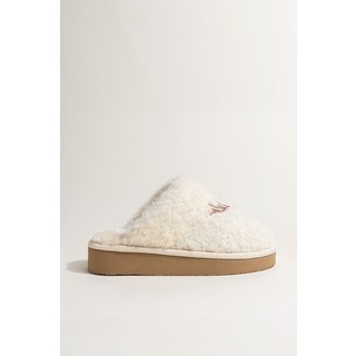 Minnetonka Reindeer Scuff Slippers