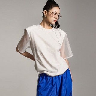 딘트 E3825 시스루 배색 탑