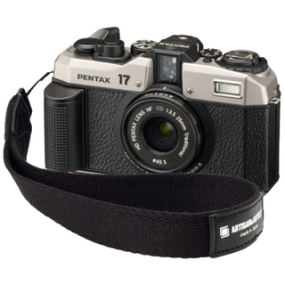 PENTAX17 번들 구성품 이미지