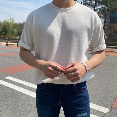 [이브컴퍼니] 머슬핏 몸좋아보이는 무지 라운드 스판 어깨 등 넓어보이는 여름 반팔 티셔츠 리뷰후기