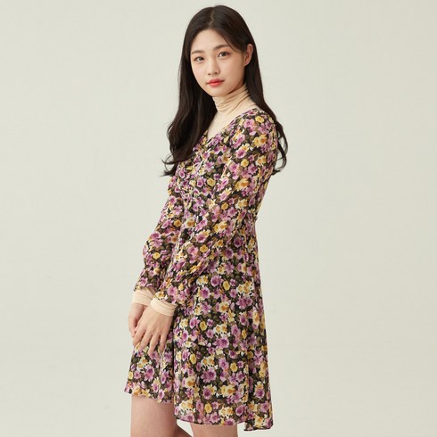 로엠 플라워 셔링 미니 원피스