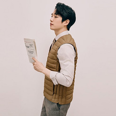 앤드지 브이넥 구스다운 경량 베스트 패딩조끼 BLA4VP1101