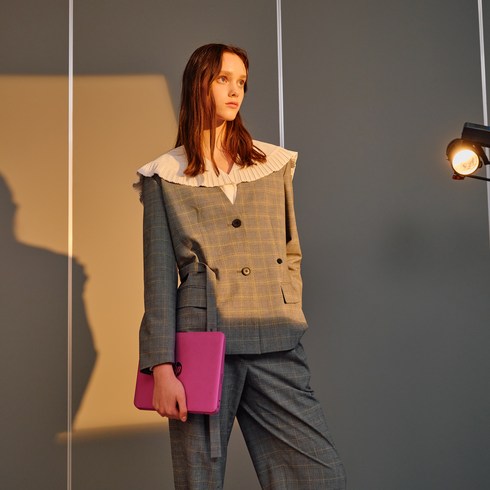 쥬시쥬디 J브이넥노카라체크 자켓 JWJK626E