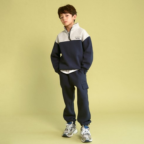 인디고키즈 중계점 *23년 겨울신상 30%할인중* 기모 카고 트레이닝 팬츠 (3Color) 부드러운 촉감 따땃한 기모 편안한 착용감 내추럴한 코디 카고팬츠 조거팬츠 6~13세