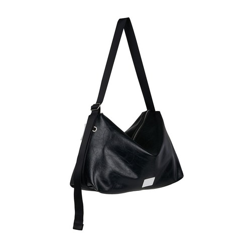 페넥 FENNEC LEATHER HOBO BAG 2colors