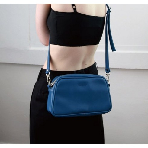 필인더블랭크 시스터 트라페즈 미들백