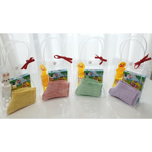 어린이날선물 구디백 답례품 양말4개+ 뽀로로밴드4개+ 미니 비눗방울4개+ 손잡이 투명백4개 총 4세트, 1호