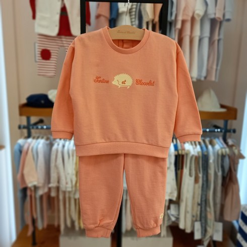 [쇼콜라] 세일합니다 !!! 활동하기 편한 맨투맨 상하 세트