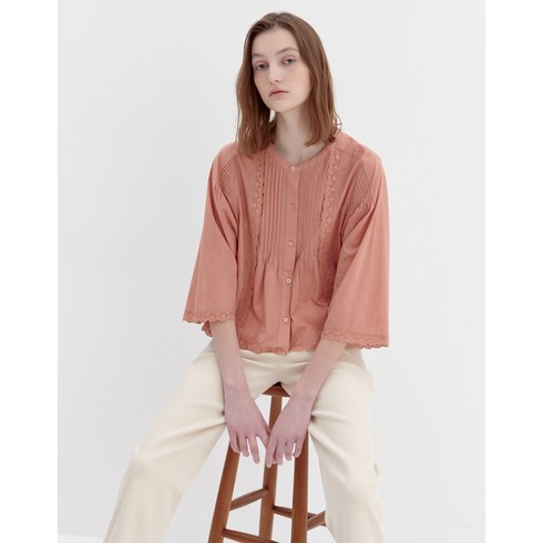 아떼 바네사브루노 여성 코랄 레이스장식 면 블라우스