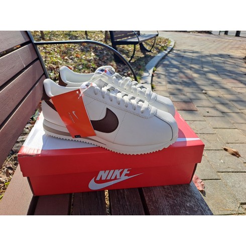 나이키코르테즈 TOP01