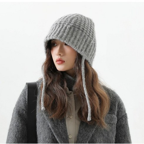 빅비쥬 턱끈 니트 버킷햇 모자