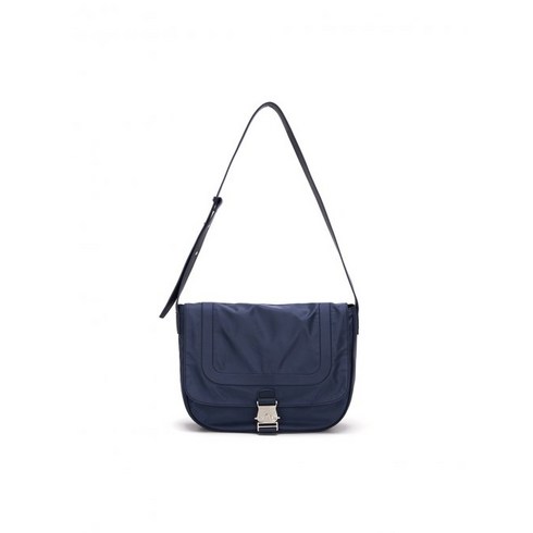 2023년 가성비 최고 마뗑킴가방 - MATIN KIM 마뗑킴 BIG BUCKLE BAG IN NAVY MK229NBG033M0NA