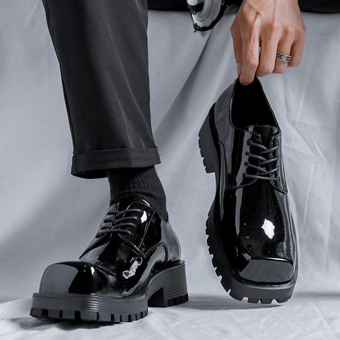 남자 남성 로퍼 신발 슬립온 남성용 클래식 플랫폼 옥스포드 드레스 블랙 브로그 레트로 특허 가죽 로우 앵클