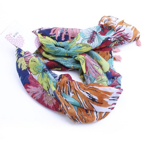 Tickled Pink Urban Jungle Scarf Fiji 夏季印花酷澎- 天天低價，你的