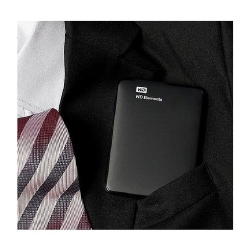 WD Elements Portable 휴대용 외장하드와 파우치는 USB 3.0 인터페이스와 NFTS 포맷으로 안정적이고 효율적인 데이터 전송과 관리를 제공합니다.