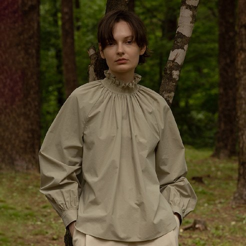 MUSED SMOCK BLOUSE