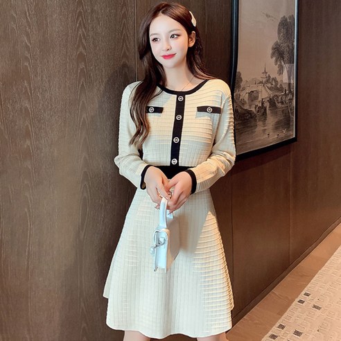 포플러앤씨 레이 배색 원피스