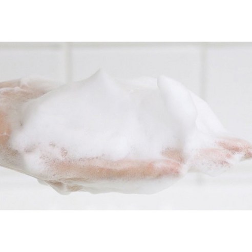 세안 후 당김 없이 촉촉하게, 메이크프렘 릴리프 모이스처 클렌징 폼