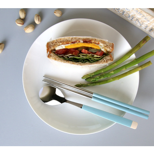 우리 아이 첫 식사, 보네르 커트러리 세트로 건강하고 즐겁게!