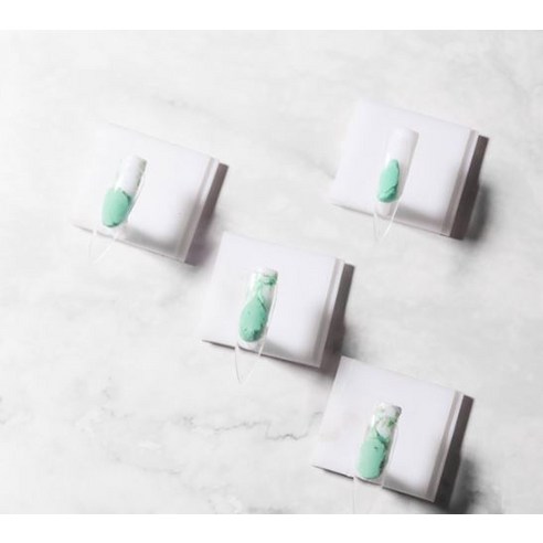 혼자서도 샵 퀄리티! 바르나 분리형 네일팁 스탠드로 완벽한 셀프 네일을 완성하세요.