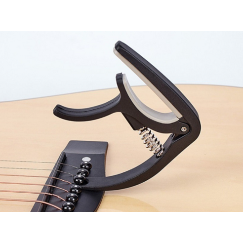 아이코어스 기타 카포 블랙: 모든 기타리스트를 위한 필수 액세서리