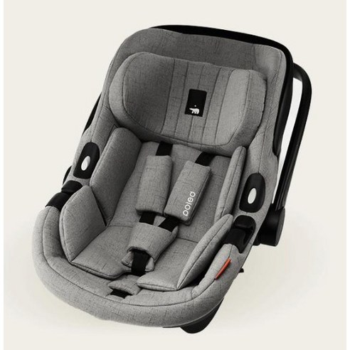 안전은 기본, 편리함까지 더한 폴레드 라이징스타 카시트!