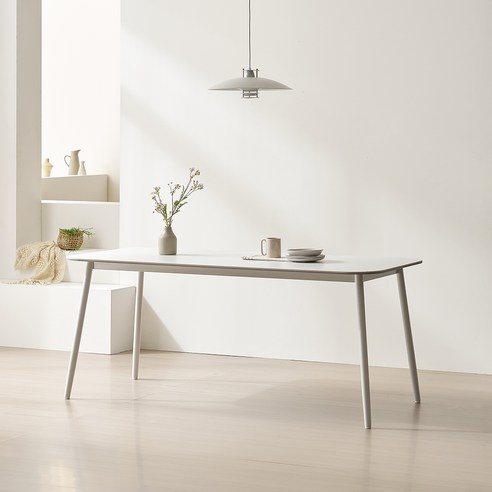 세련되고 내구성 있는 보니애가구 몰리 양면 세라믹 식탁