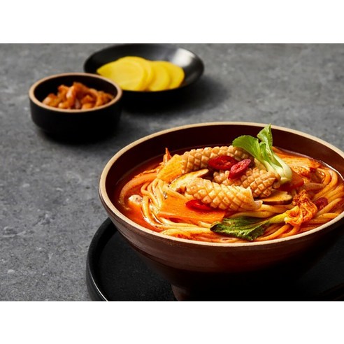 늦은 밤 짬뽕, 이제 집에서 10분 만에 즐기세요!