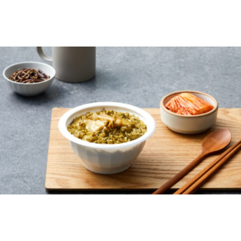 간편하게 즐기는 건강한 한 끼, 햇반 솥반 전복내장 영양밥