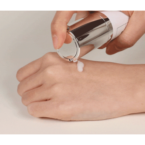 리들샷으로 모공 고민 끝, 매끈 피부 자신감 UP!