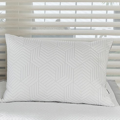 콜드 듀라론 냉감 베개커버로 열대야 없는 꿀잠을 선물하세요.