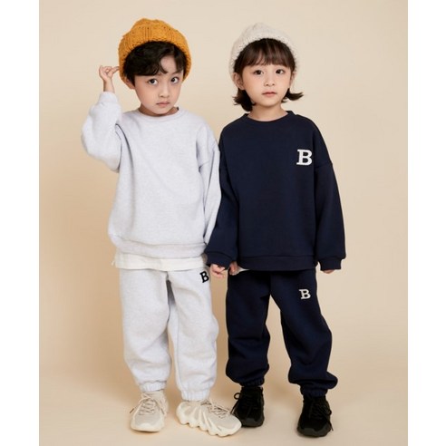孩子們  時尚  男孩  女孩  常見  服裝  上衣  下裝  褲子  集
