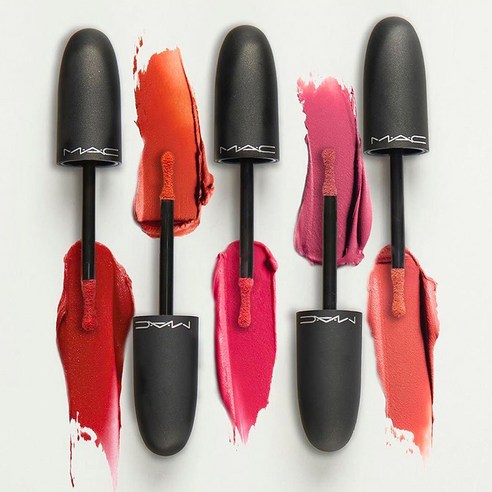 매혹적인 입술을 위한 완벽한 선택