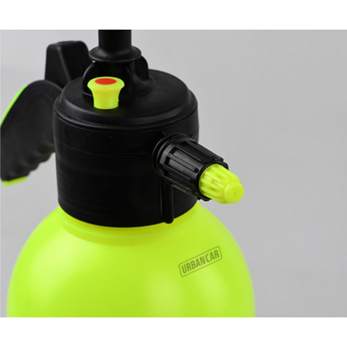 좁은 공간 세차도 문제없는 어반카 압축분무기로 쉽고 빠른 셀프세차를 경험하세요!