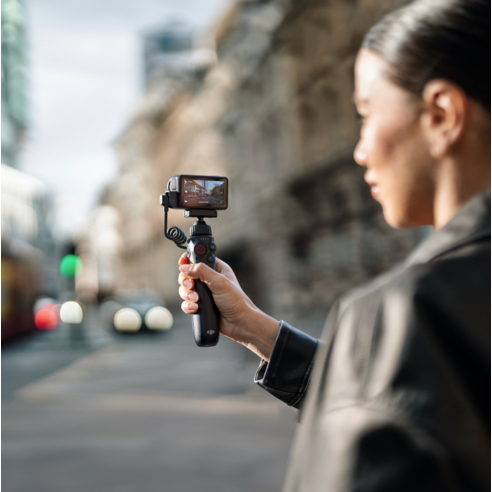 DJI 오즈모 액션5프로 어드벤처 콤보 액션캠 야외 촬영