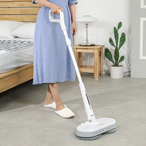 집안 청소를 혁명화하는 대우어플라이언스 물분사 듀얼파워 무선 물걸레 청소기