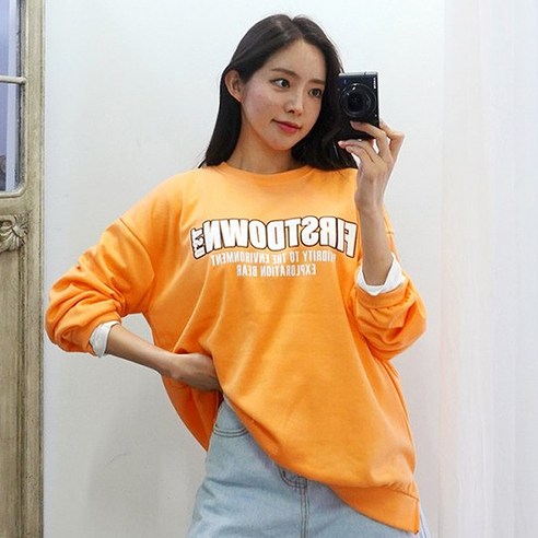 이힝 여성용 터치다운 레터링 루즈핏 맨투맨