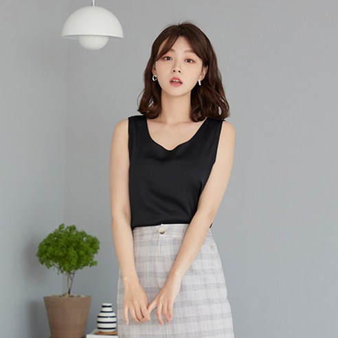 콘밍 민소매 블라우스
