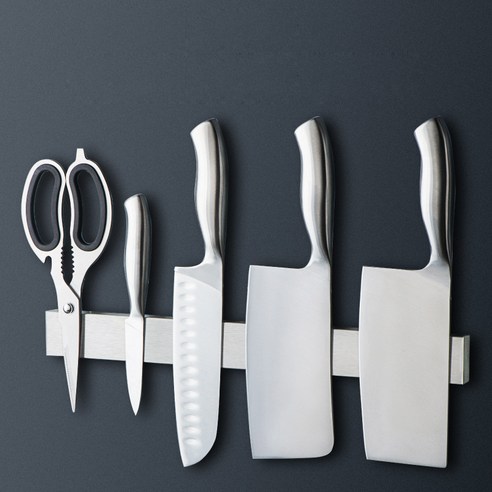 좁은 주방, 깔끔한 칼 보관을 위한 구디푸디 자석 칼걸이