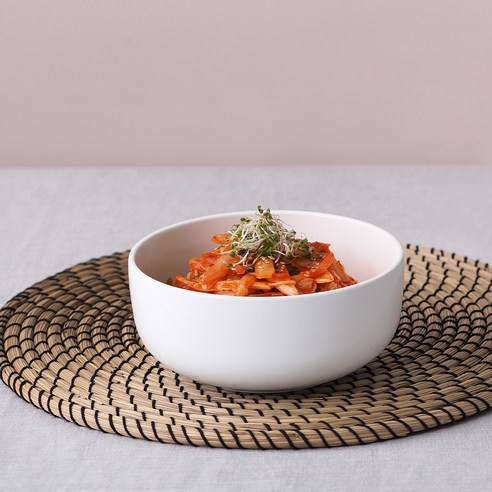 시간을 초월하는 아름다움, 보울보울 레트로라인 면기로 식탁에 따뜻한 감성을 더하세요.