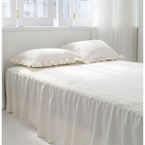 린 마이크로 침대 스커트로 완성하는 아늑하고 쾌적한 침실