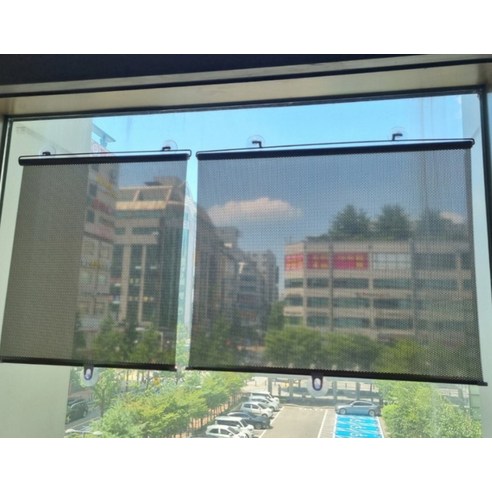 눈부신 햇살을 부드럽게 감싸 안아주는, 무난생활 롤스크린 2p