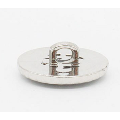 단추 하나로 코트의 품격을 높이다, 럭셔리2 에라코트 단추