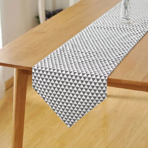 Noland 트라이앵글 테이블 러너, 그레이, 30 x 200 cm